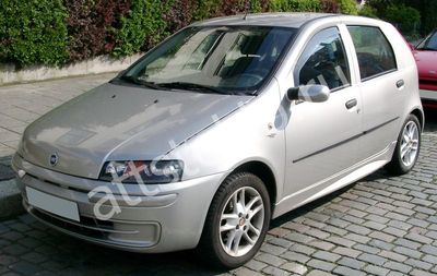 Автостекла Fiat Punto II c установкой в Москве